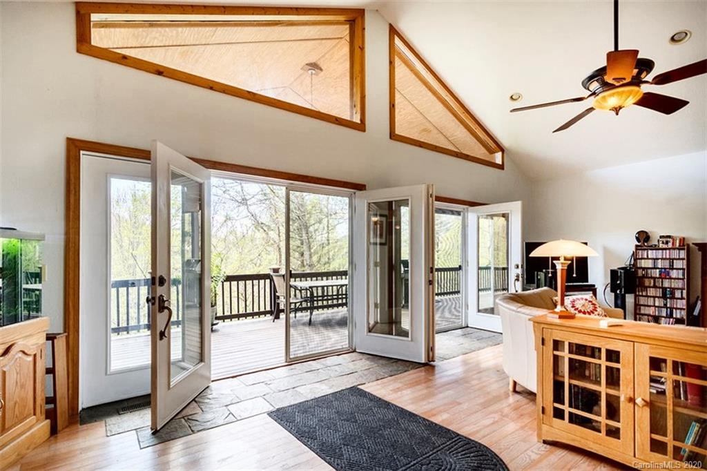 406 Timbuktu Road Sylva, NC 28779 - Photo 20 of 42 Gallery Image 20