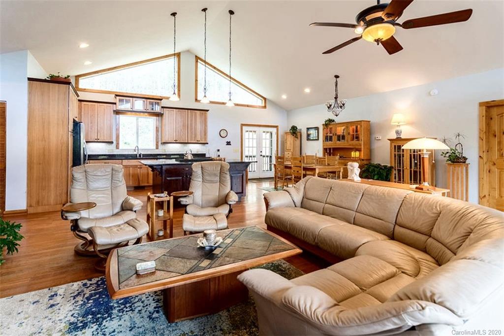 406 Timbuktu Road Sylva, NC 28779 - Photo 22 of 42 Gallery Image 22