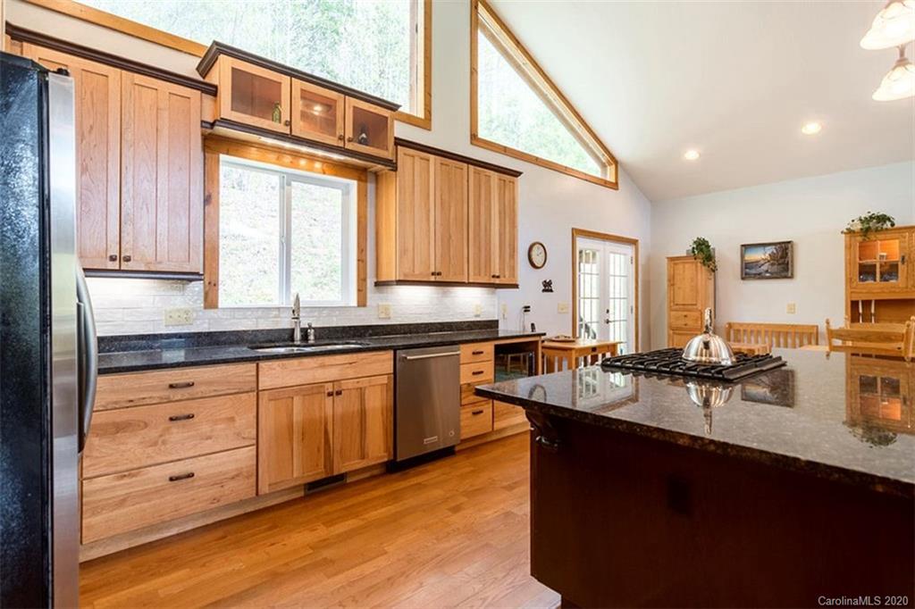 406 Timbuktu Road Sylva, NC 28779 - Photo 27 of 42 Gallery Image 27