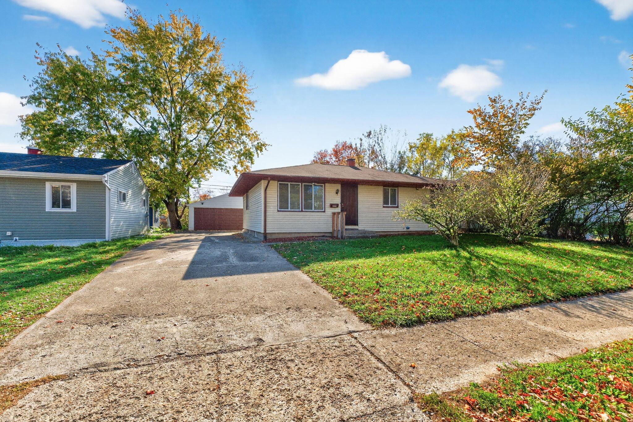 2579 Eakin Road Columbus, OH 43204 - Photo 2 of 84 2579 Eakin Rd (Exterior)-2