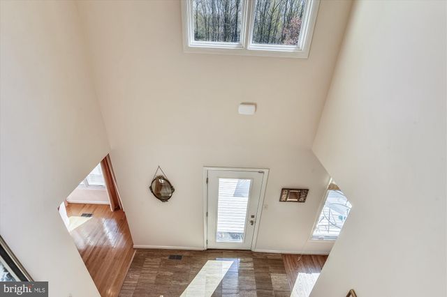 $916,500 | 11206 Georgetown Pike, Great Falls, VA 22066