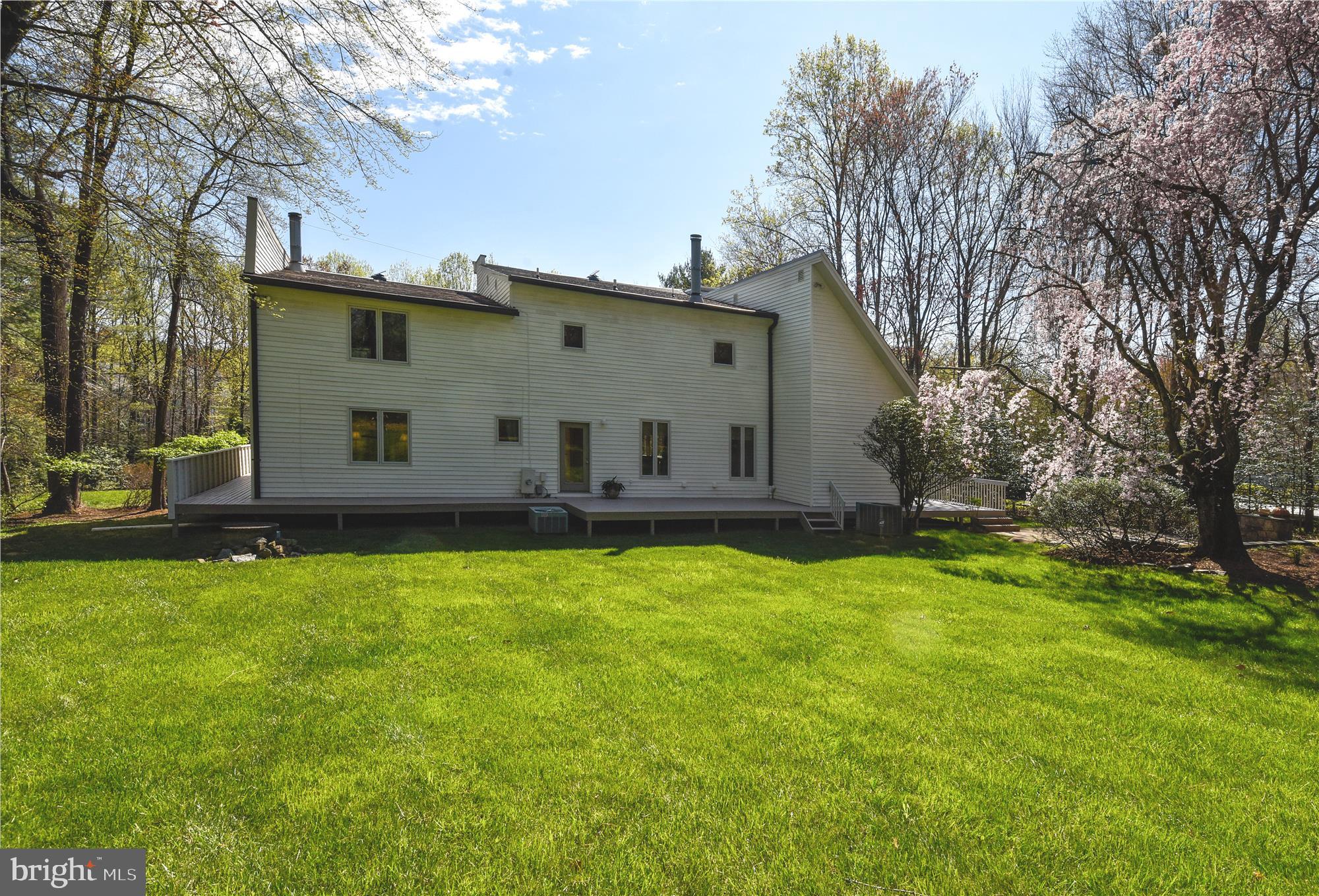 11206 Georgetown Pike Great Falls, VA 22066 - Photo 46 of 47 EXTERIOR REAR