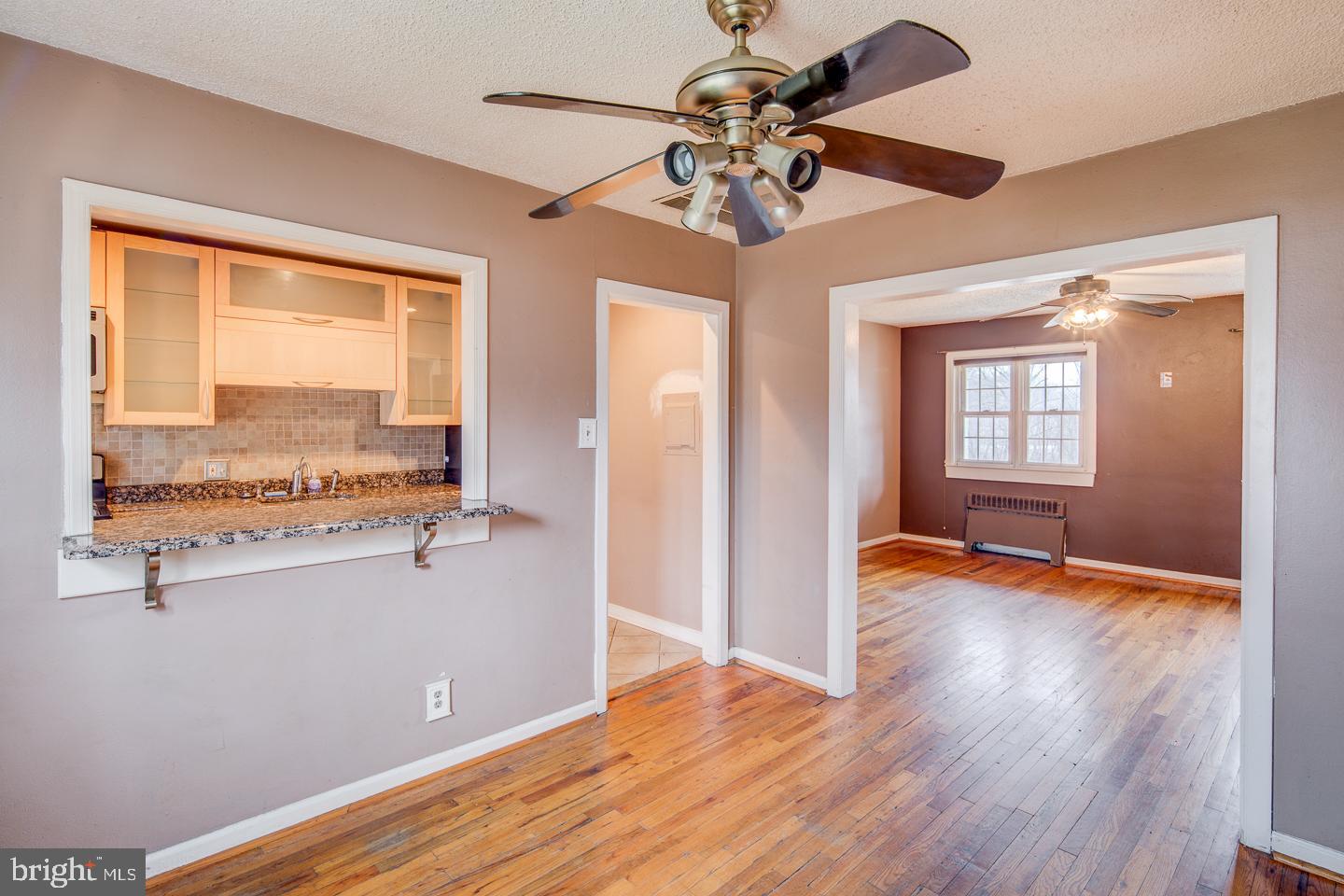 102 Cherry Parke Cherry Hill, NJ 08002 - Photo 4 of 16