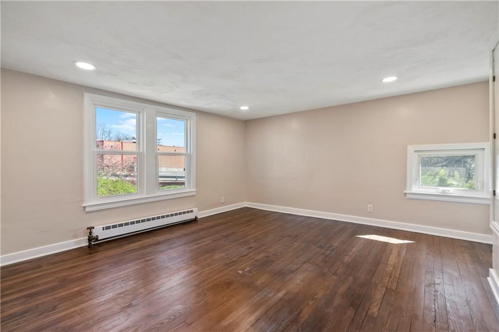 5154 North Pioneer Road Gibsonia, PA 15044 - Photo 21 of 26 3rd Bedroom