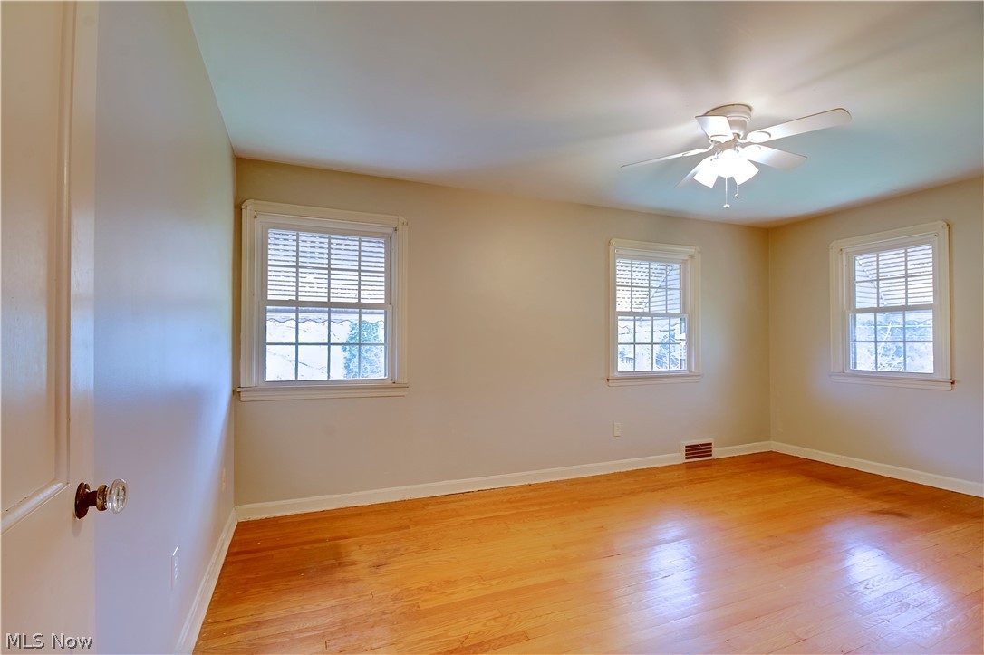 5594 Overlook Road Parma, OH 44129 - Photo 17 of 31 Gallery Image 17