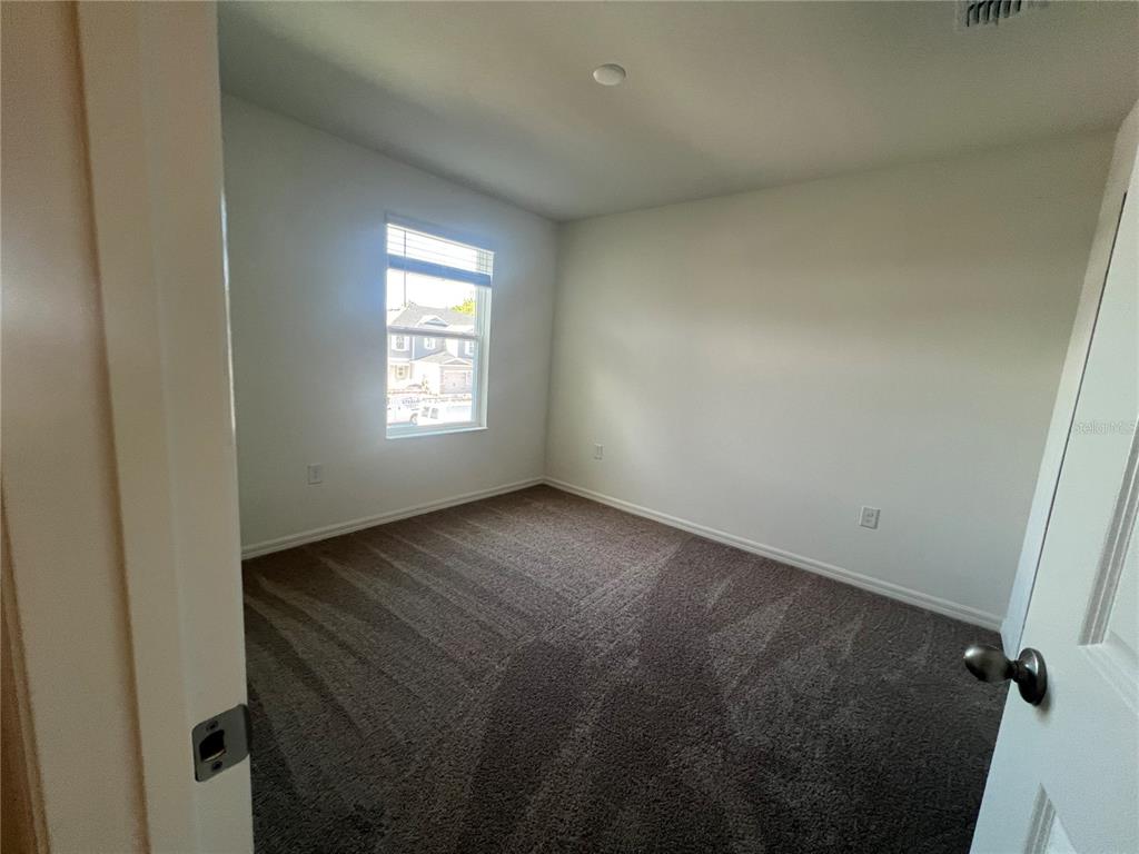 2762 Raindrop Run Street Clermont, FL 34714 - Photo 4 of 10