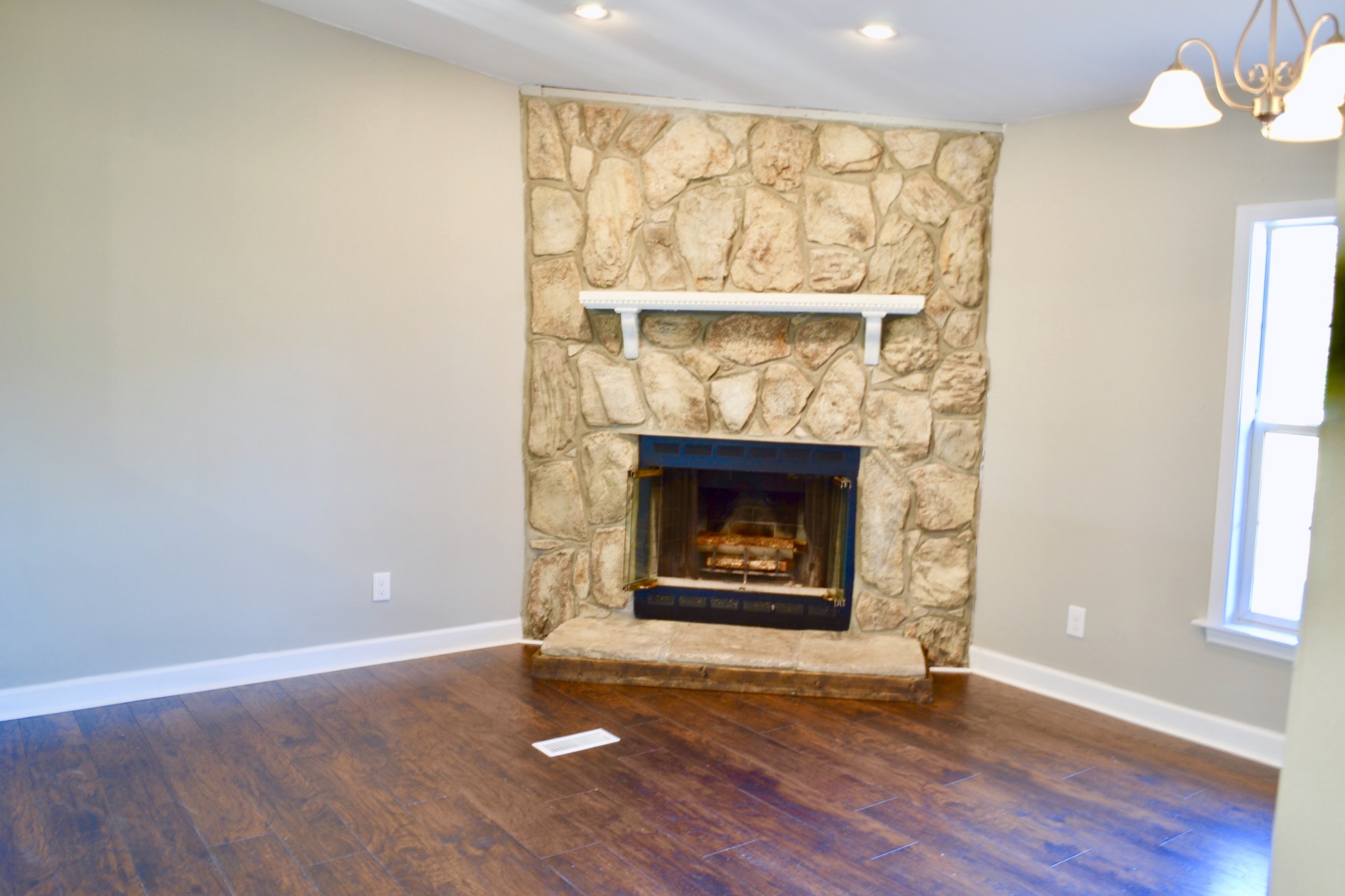 9228 Elk Ridge Road Mount Pleasant, TN 38474 - Photo 12 of 25 Gallery Image 12