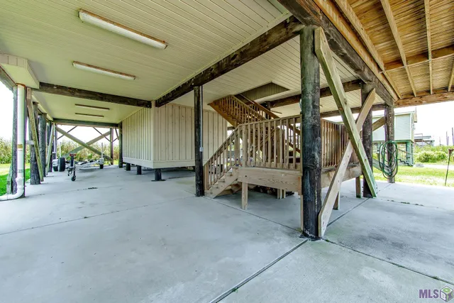 $459,000 | 3365 Bayou Dularge Road, Theriot, LA 70397