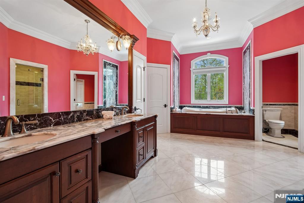 35 Echo Ridge Road Upper Saddle River, NJ 07458 - Photo 30 of 47