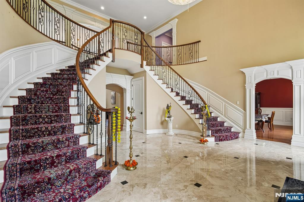 35 Echo Ridge Road Upper Saddle River, NJ 07458 - Photo 3 of 47