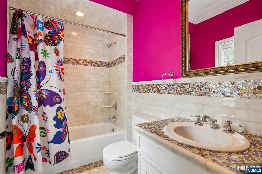 35 Echo Ridge Road Upper Saddle River, NJ 07458 - Photo 32 of 47