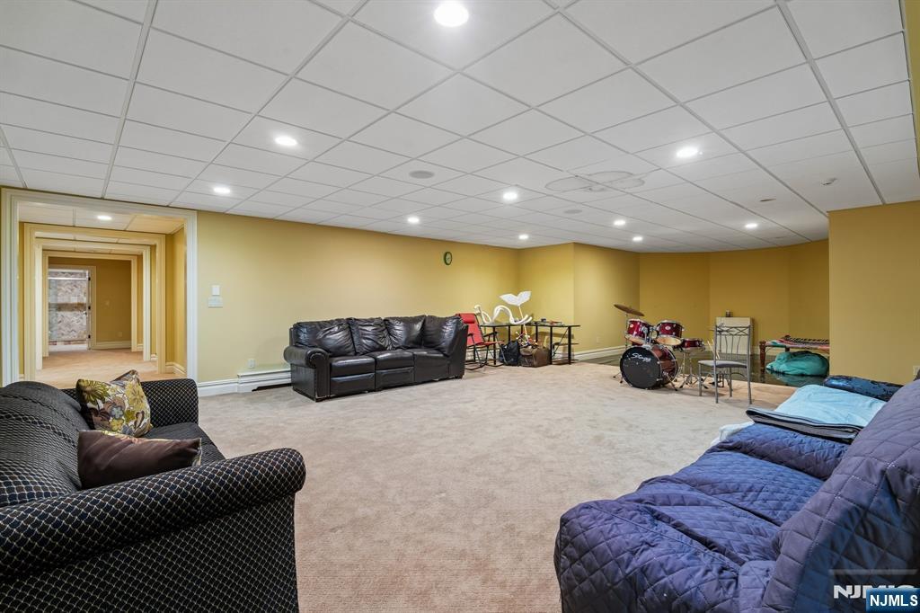 35 Echo Ridge Road Upper Saddle River, NJ 07458 - Photo 38 of 47