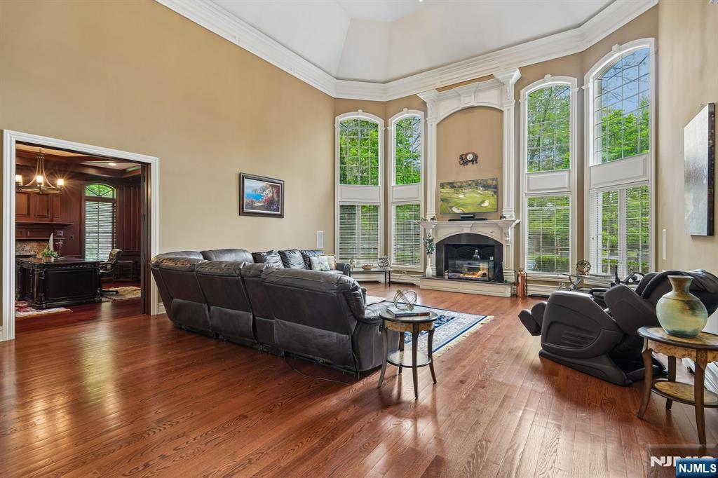 35 Echo Ridge Road Upper Saddle River, NJ 07458 - Photo 8 of 47