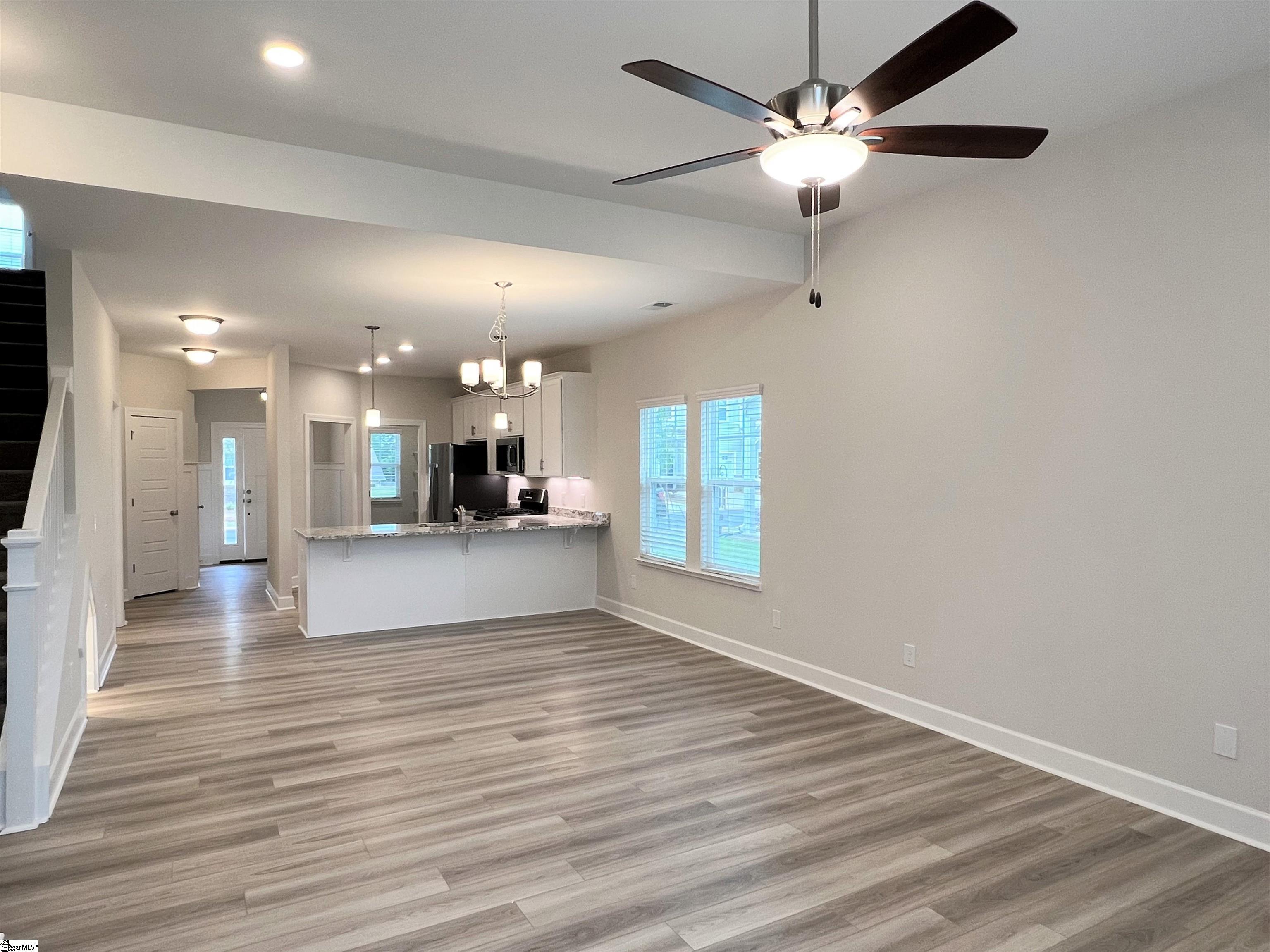 320 Hollenbeck Place Greenville, SC 29607 - Photo 9 of 19