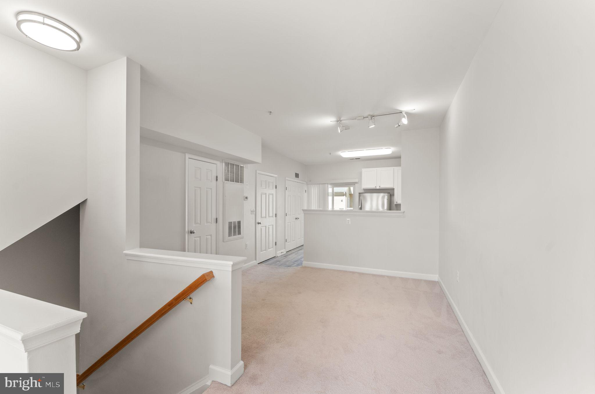 42427 Goldenseal Square Brambleton, VA 20148 - Photo 8 of 52 a view of an empty room