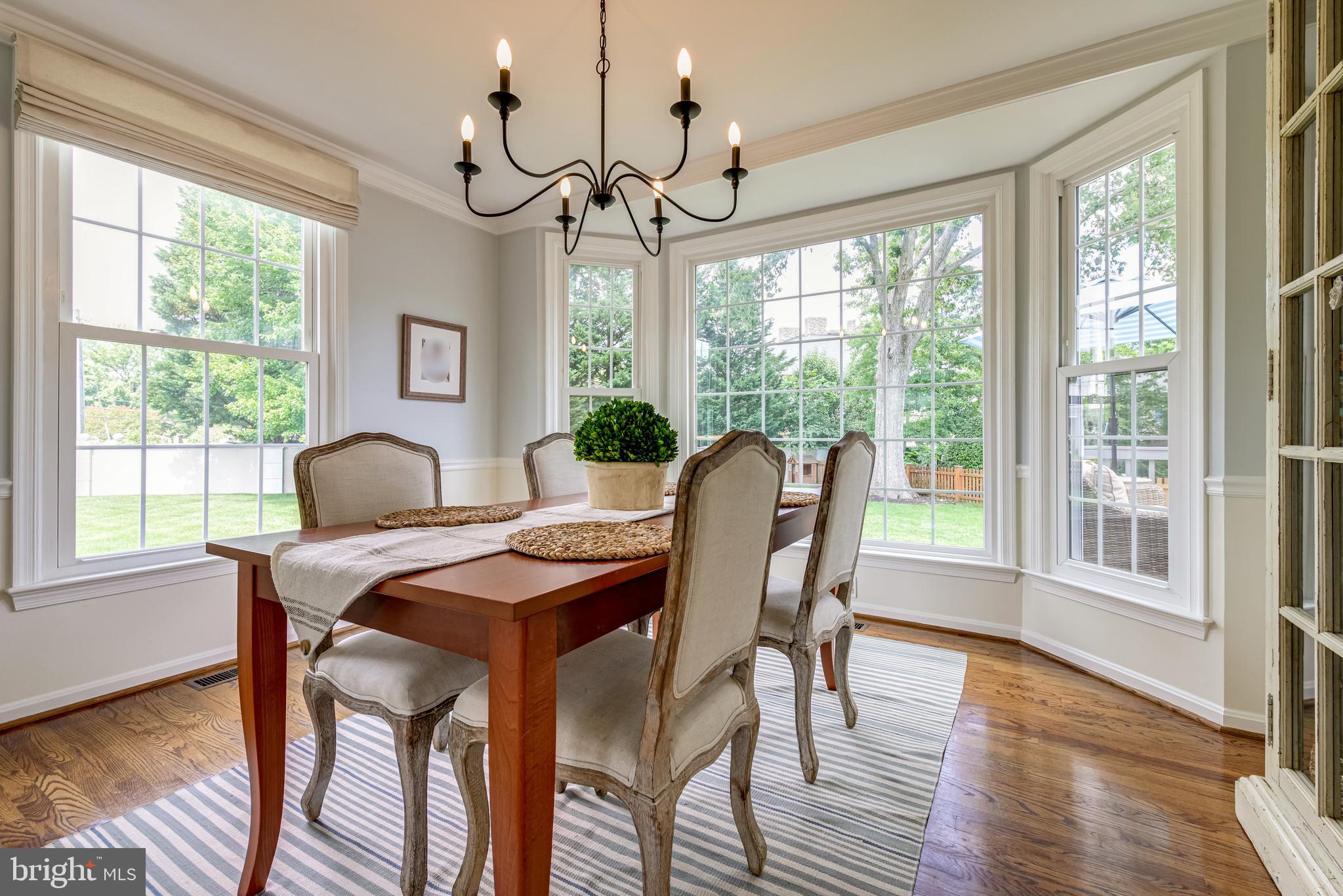 8259 Colling Ridge Court Alexandria, VA 22308 - Photo 5 of 49 Gallery Image 5