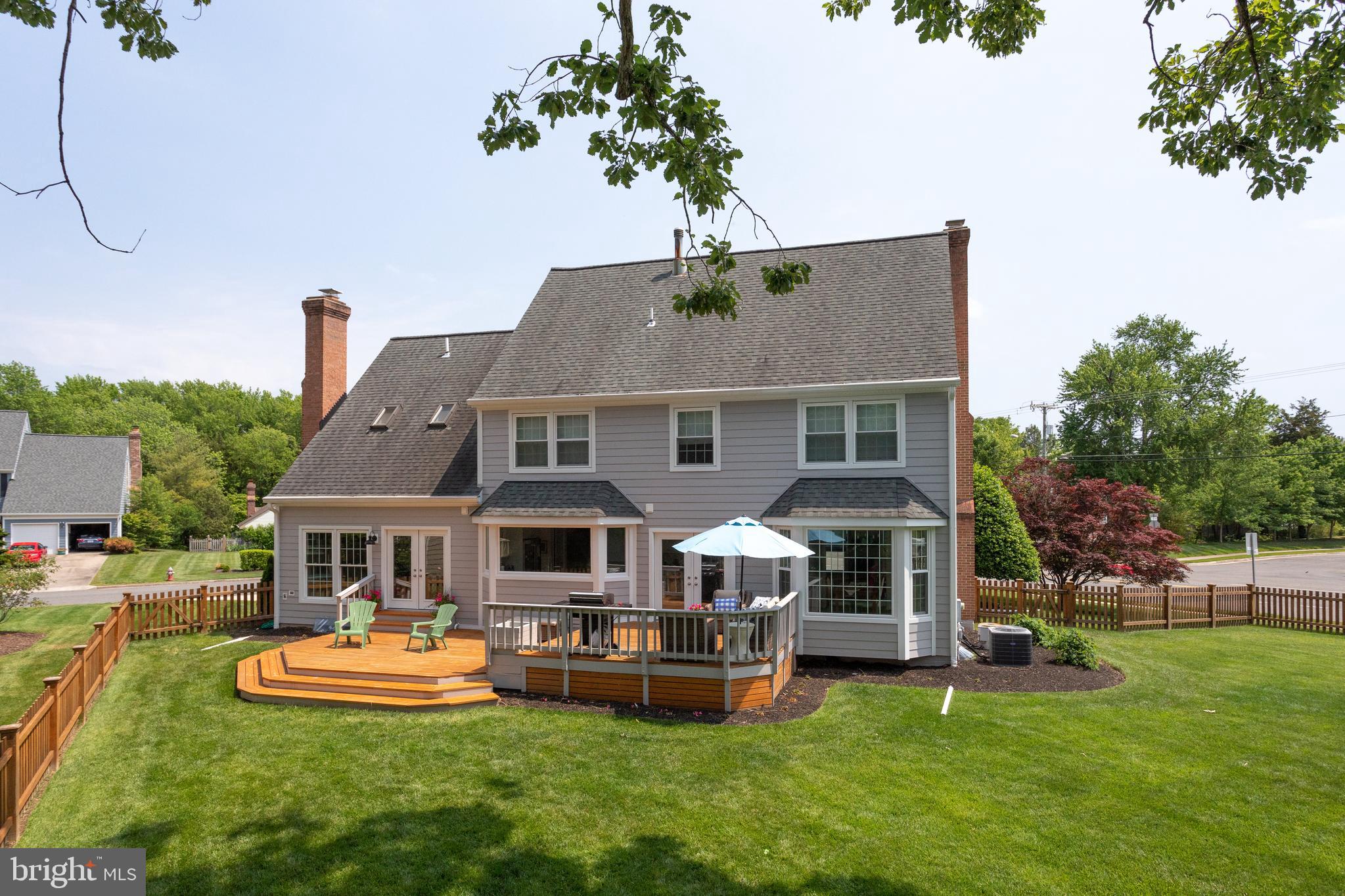 8259 Colling Ridge Court Alexandria, VA 22308 - Photo 8 of 49 Gallery Image 8