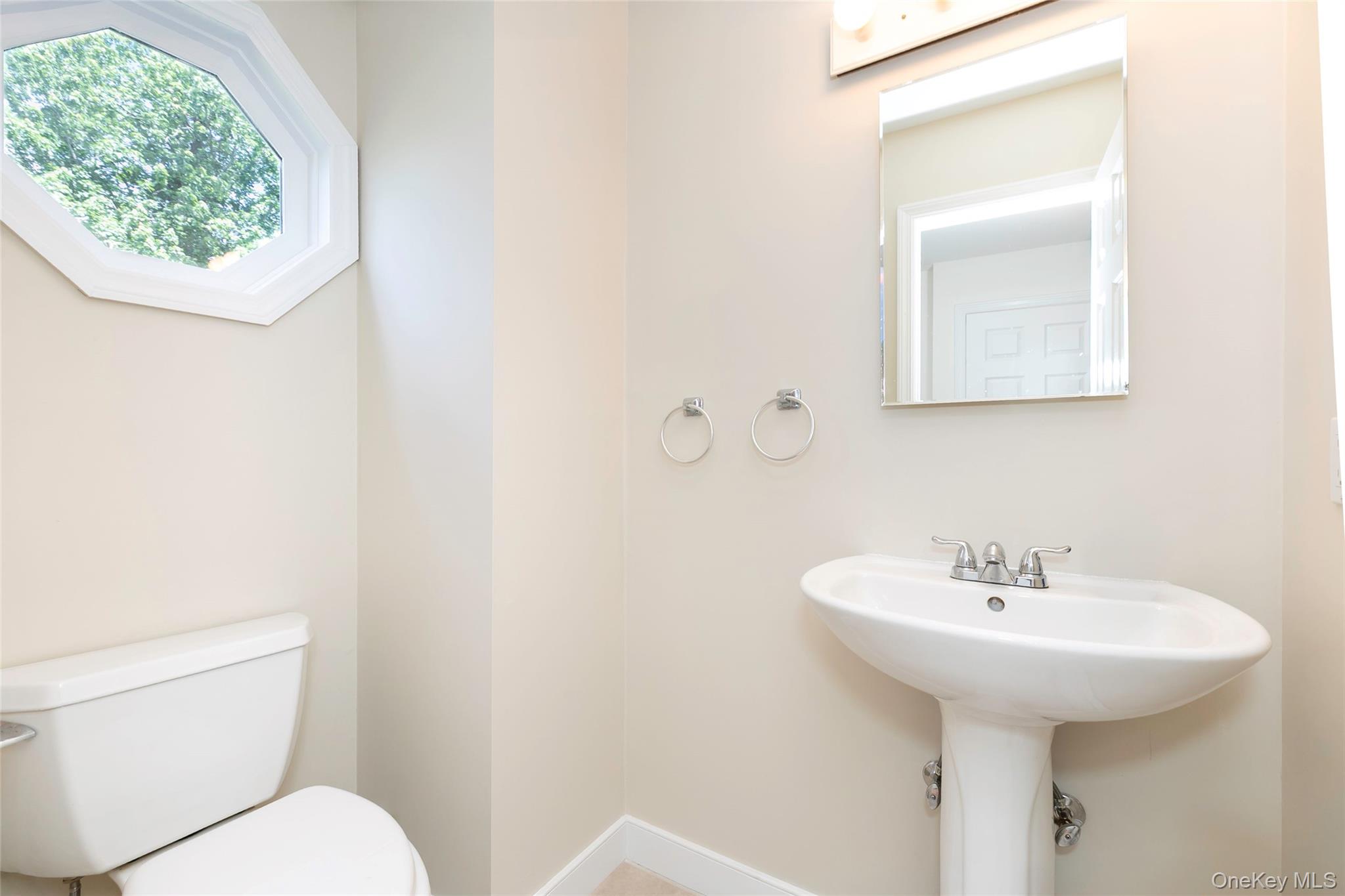 48 Clinton Avenue Rye, NY 10580 - Photo 18 of 36 First Floor Powder Room