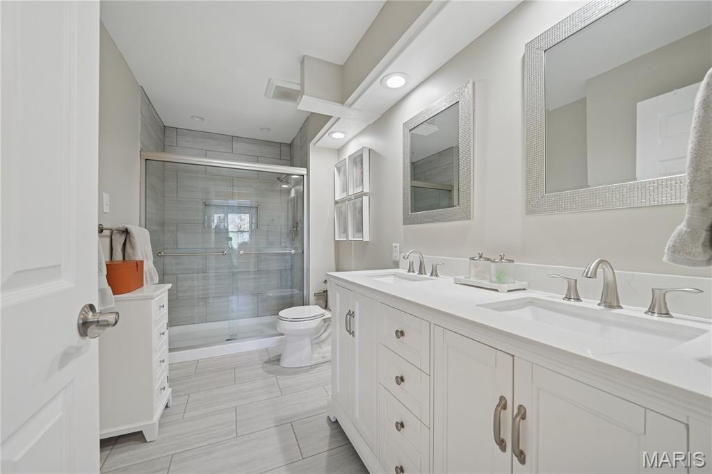 1904 Dewitt Ridge Drive Chesterfield, MO 63017 - Photo 20 of 34