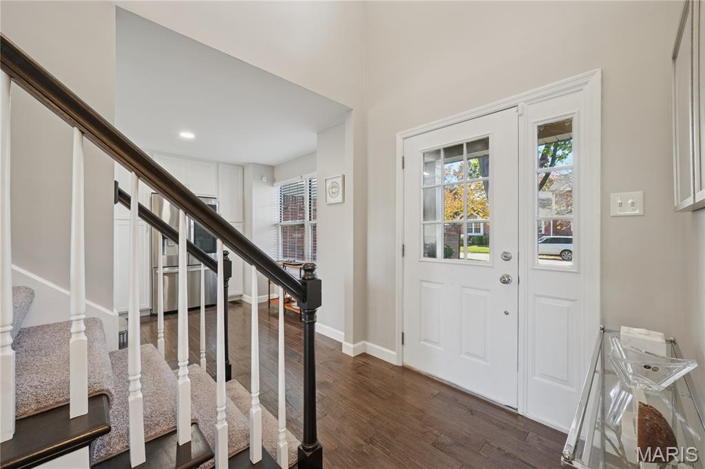 1904 Dewitt Ridge Drive Chesterfield, MO 63017 - Photo 7 of 34