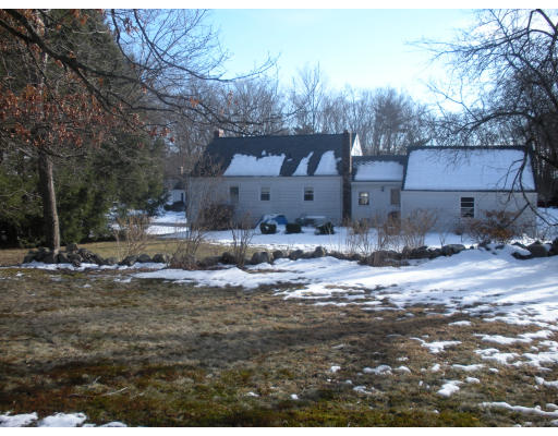 22 Meadowview Road Foxboro, MA 02035 - Photo 8 of 10 Gallery Image 8