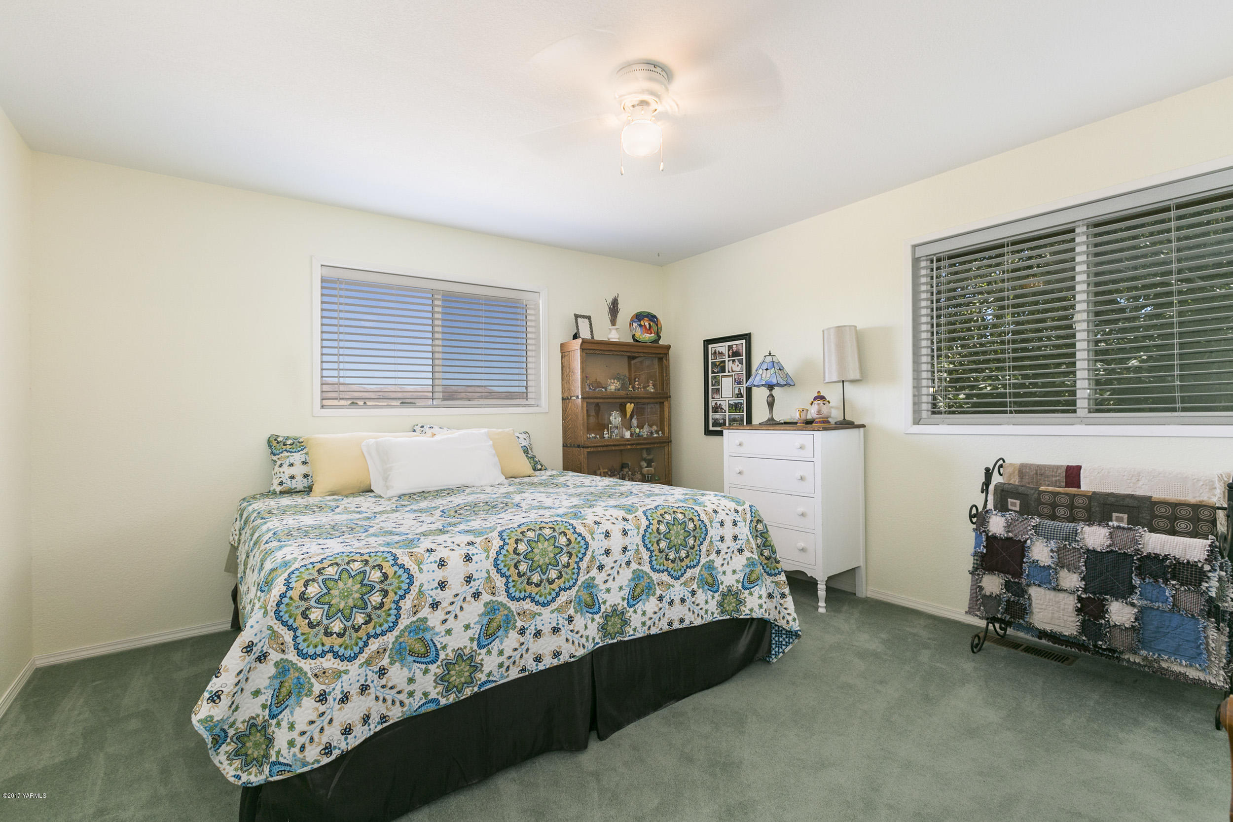2981 Desmarais Road Moxee, WA 98936 - Photo 25 of 29 170731_Lervold_DesmarisRd_Moxee25