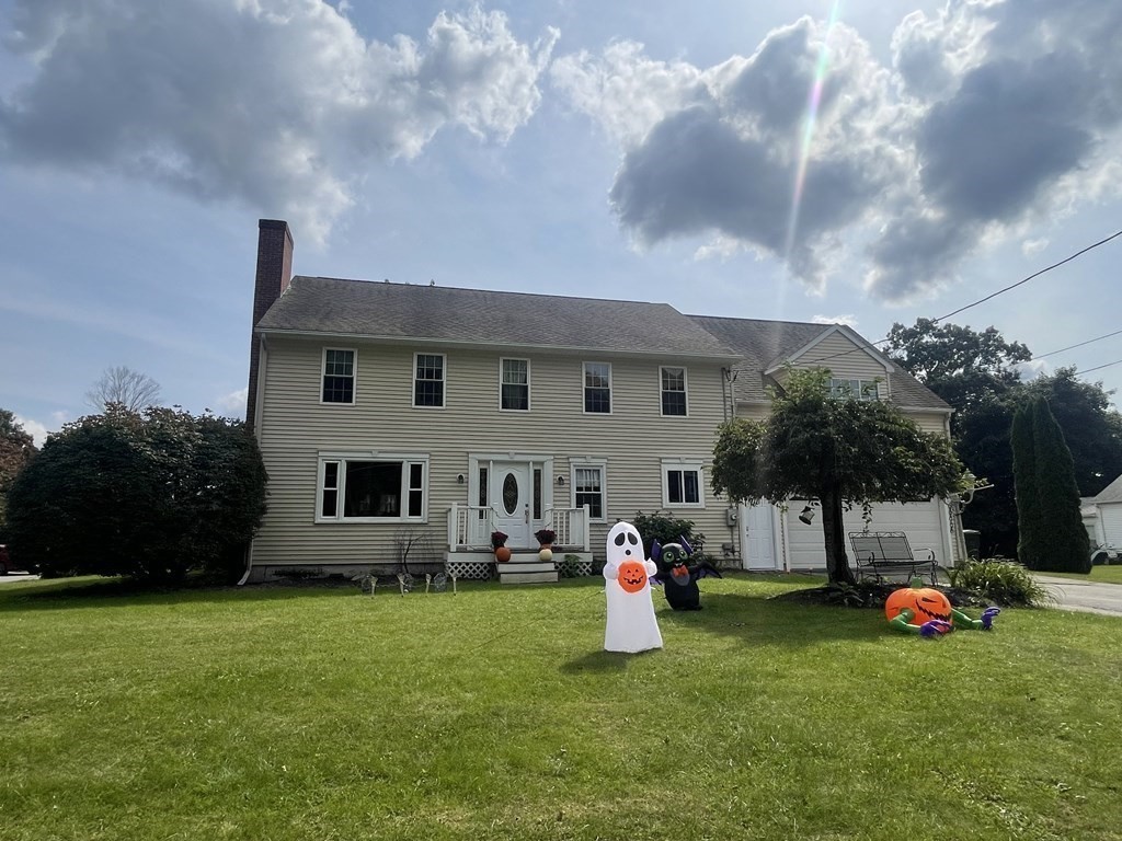 4 Williams Road Sturbridge, MA 01566 - Photo 1 of 30 a view of a house with backyard and sitting area