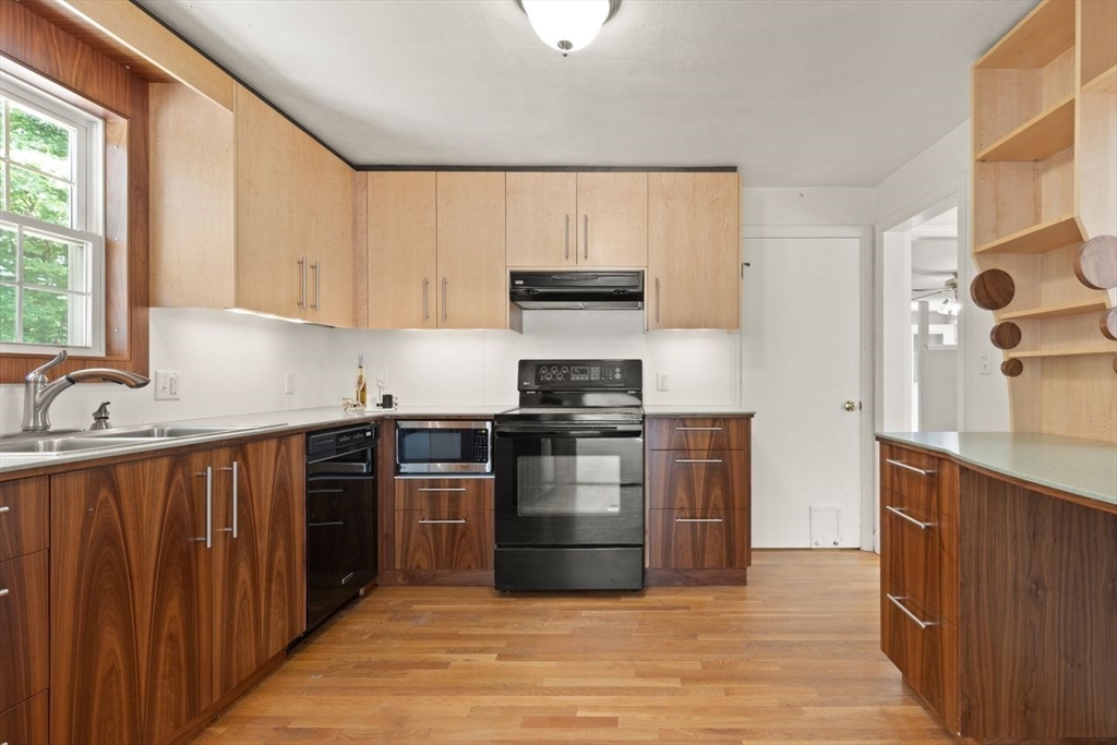 24 Pleasant Park Road Sharon, MA 02067 - Photo 15 of 35