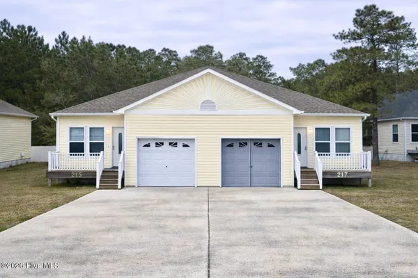 $399,995 | 215-217 Lloyd Street, Holly Ridge, NC 28445