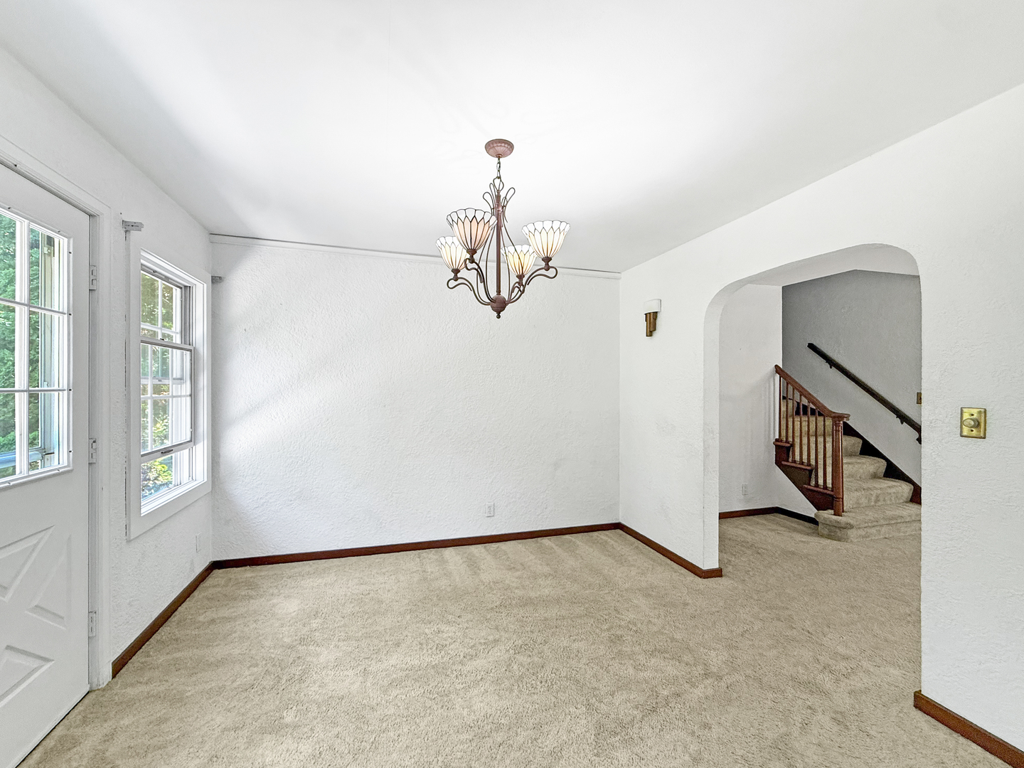 1402 Lacresta Drive Freeport, IL 61032 - Photo 14 of 26