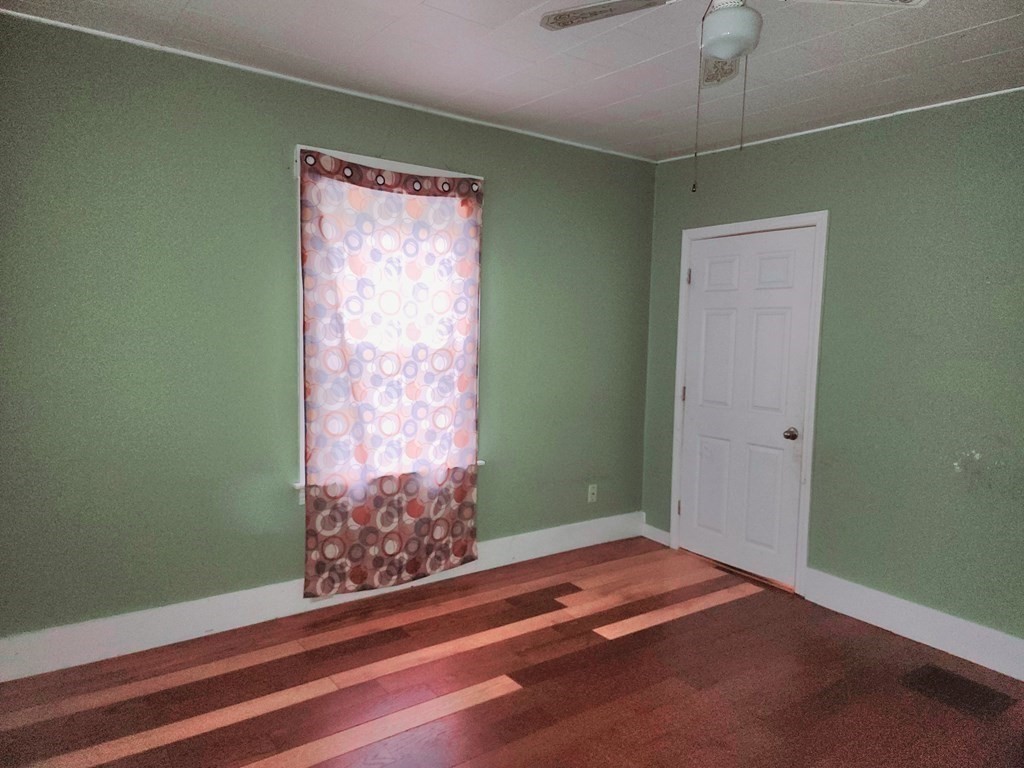 32 Middlesex Avenue Worcester, MA 01604 - Photo 9 of 9