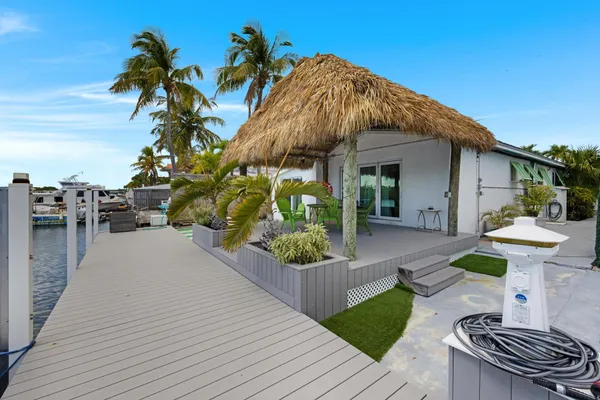 $2,395,000 | 14A 12th Avenue, Stock Island, FL 33040