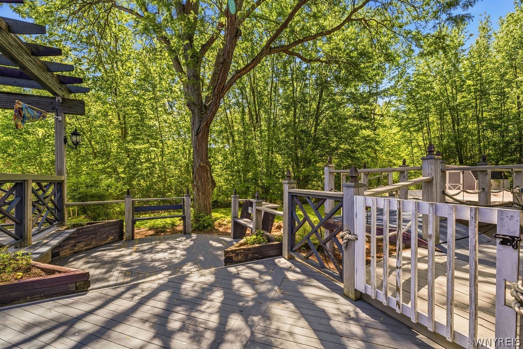 5788 Stone Road Lockport, NY 14094 - Photo 34 of 38