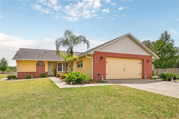 $650,000 | 23440 Oak Lane, Sorrento, FL 32776