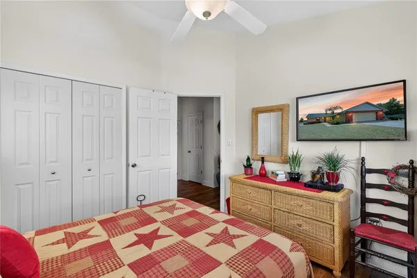 $650,000 | 23440 Oak Lane, Sorrento, FL 32776