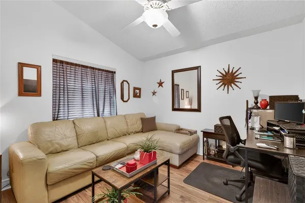$650,000 | 23440 Oak Lane, Sorrento, FL 32776