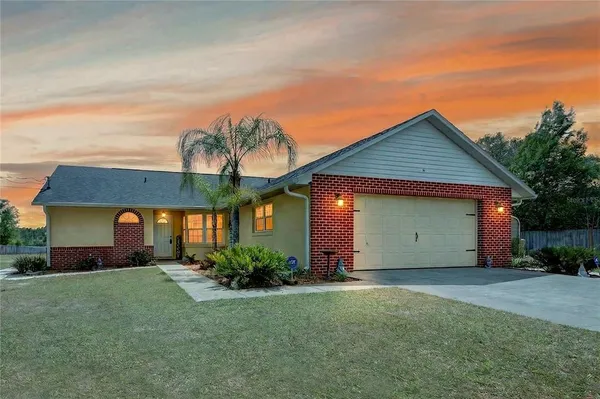 $650,000 | 23440 Oak Lane, Sorrento, FL 32776