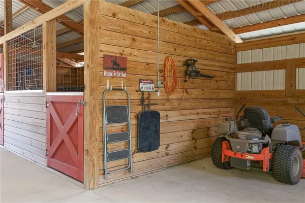 $650,000 | 23440 Oak Lane, Sorrento, FL 32776