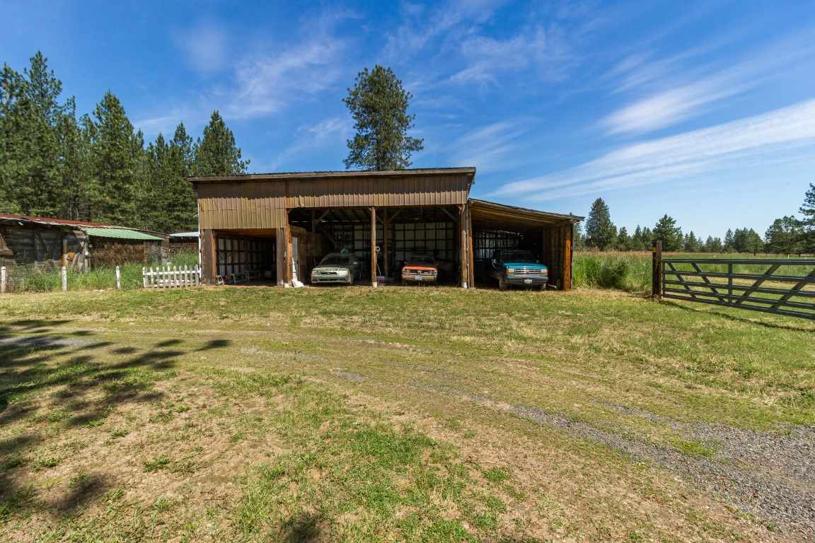 3922 West Hamilton Road Deer Park, WA 99006 - Photo 5 of 20