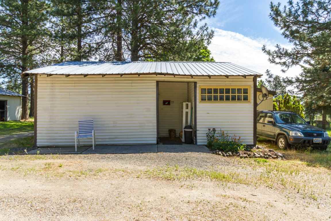 3922 West Hamilton Road Deer Park, WA 99006 - Photo 9 of 20