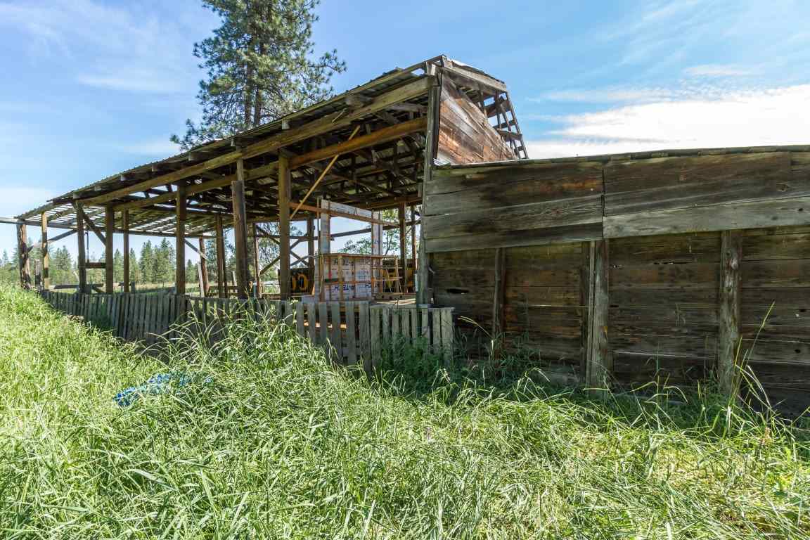 3922 West Hamilton Road Deer Park, WA 99006 - Photo 10 of 20