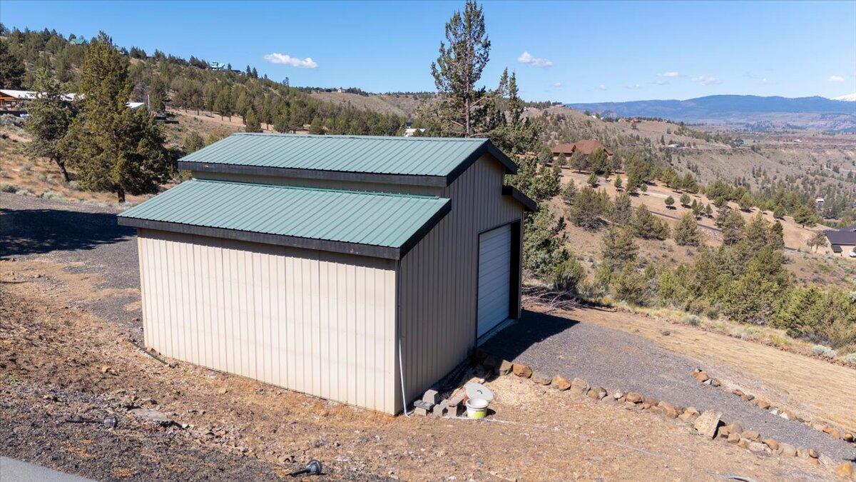11182 Southwest Dynamite Lane Culver, OR 97734 - Photo 64 of 70 a view of a house with a yard
