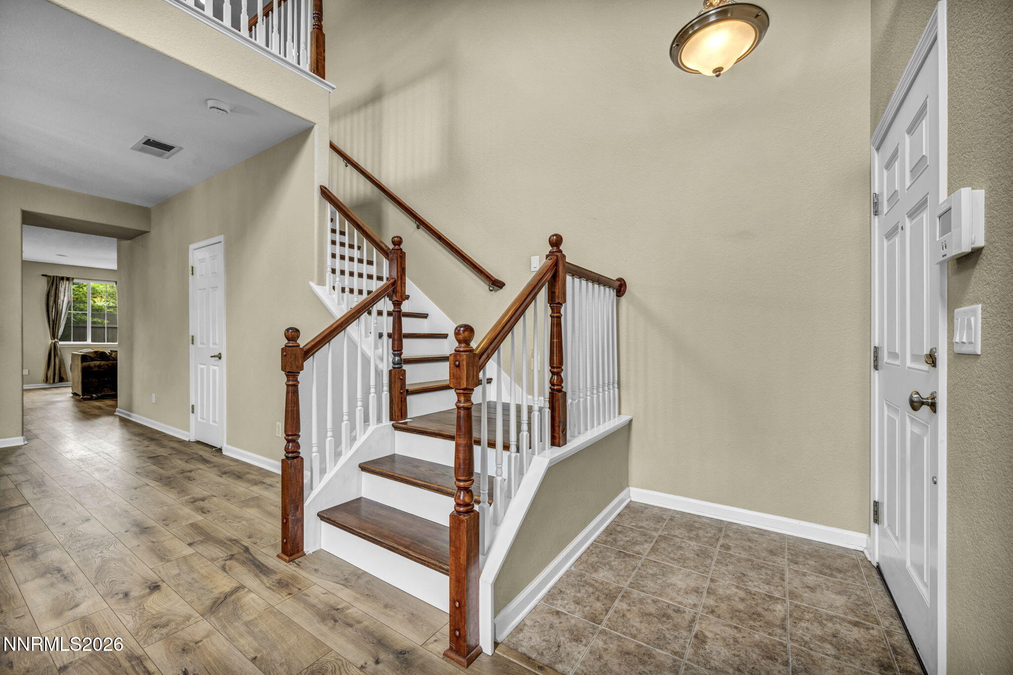 590 Little Sorrel Court Reno, NV 89521 - Photo 5 of 62 52-web-or-mls-590-little-sorrel-ct