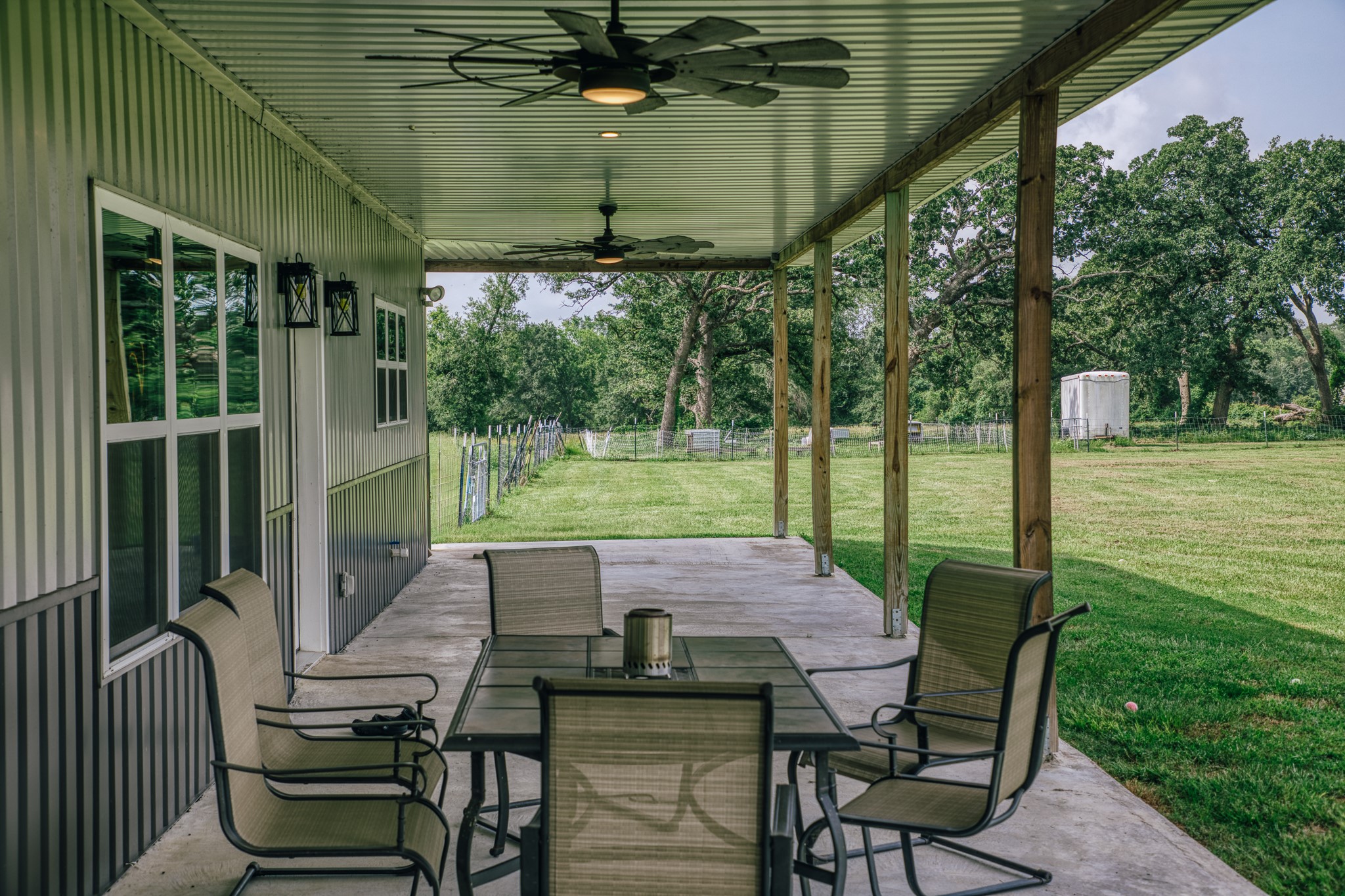 38261 Fm 1736 Road Hempstead, TX 77445 - Photo 3 of 43 Sunsets under the ceiling fans!