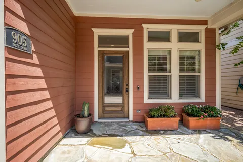 $435,000 | 905 West 23rd Street, Houston, TX 77008