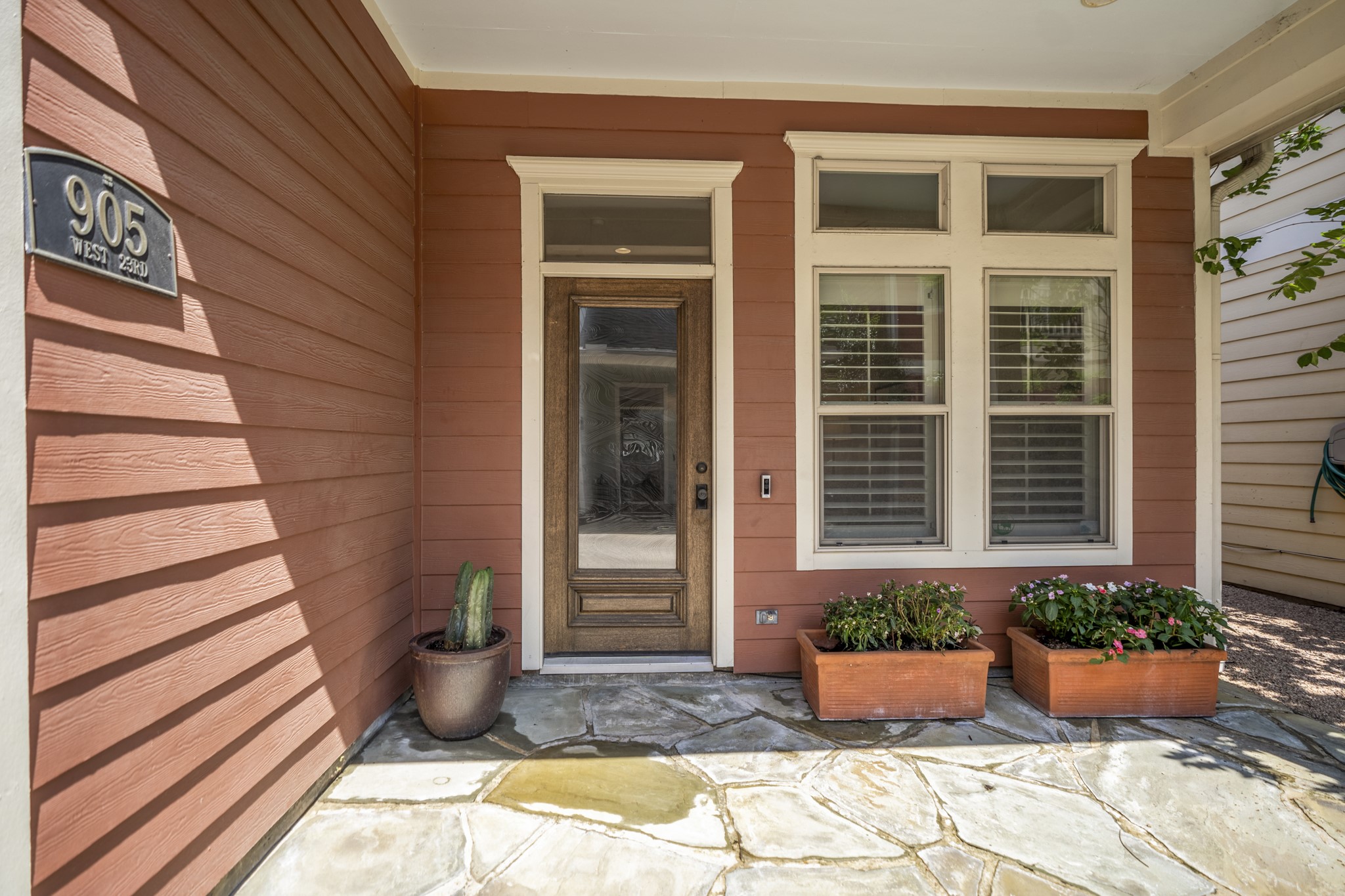 905 West 23rd Street Houston, TX 77008 - Photo 42 of 46 Front porch