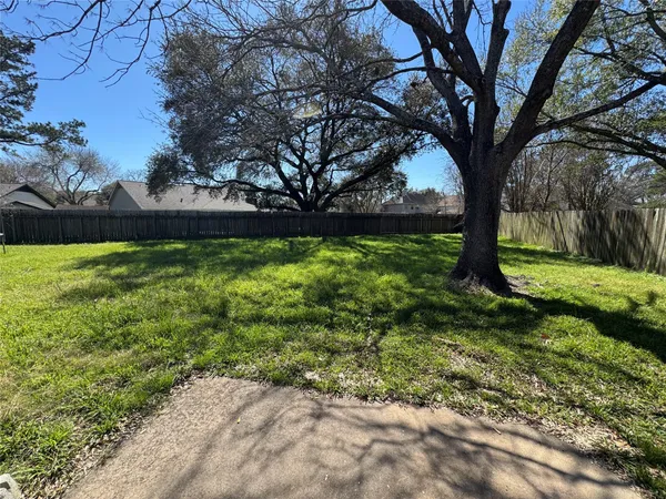$1,950 | 22823 Deville Drive, Katy, TX 77450