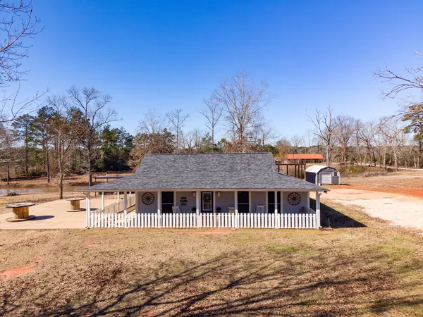 $408,000 | 2731 Farm To Market 225, Douglass, TX 75943