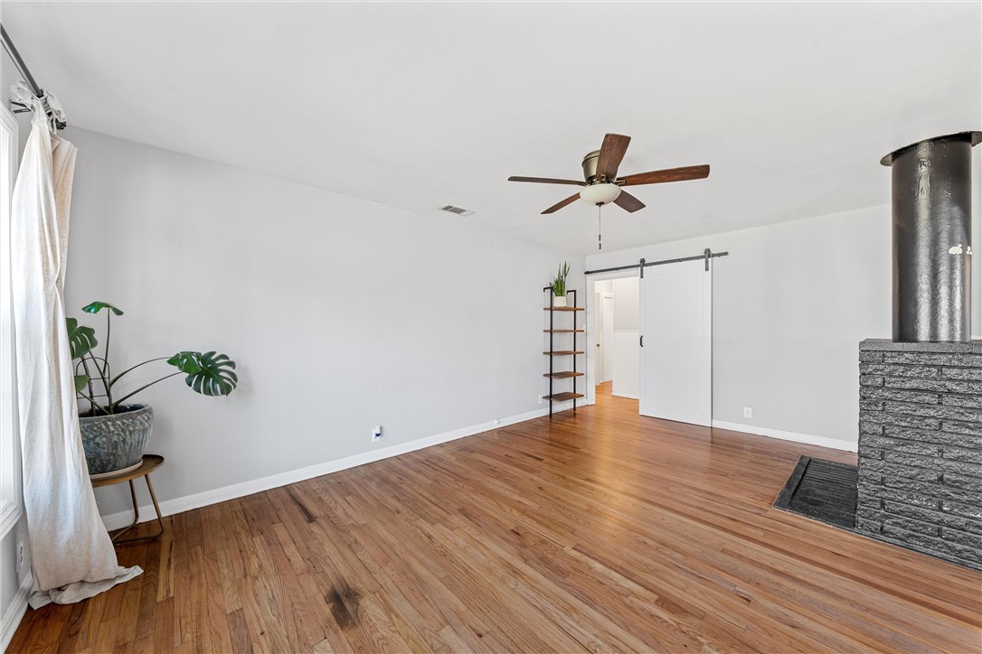 4012 North 25th Street Waco, TX 76708 - Photo 6 of 34