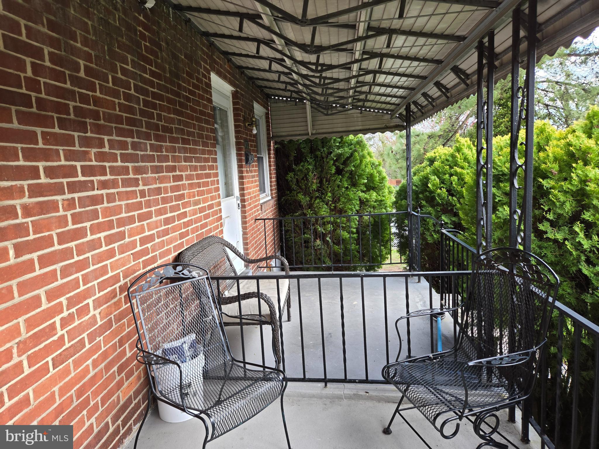 4727 Kimberleigh Road Baltimore, MD 21212 - Photo 2 of 46 Cover Front Porch